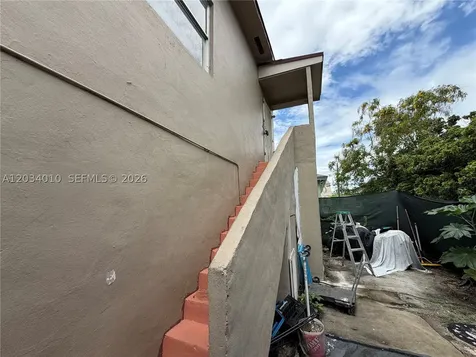 1579 NW 68th Street Miami FL 33147