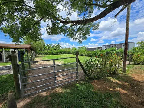 20595 SW 190th Street Miami FL 33187