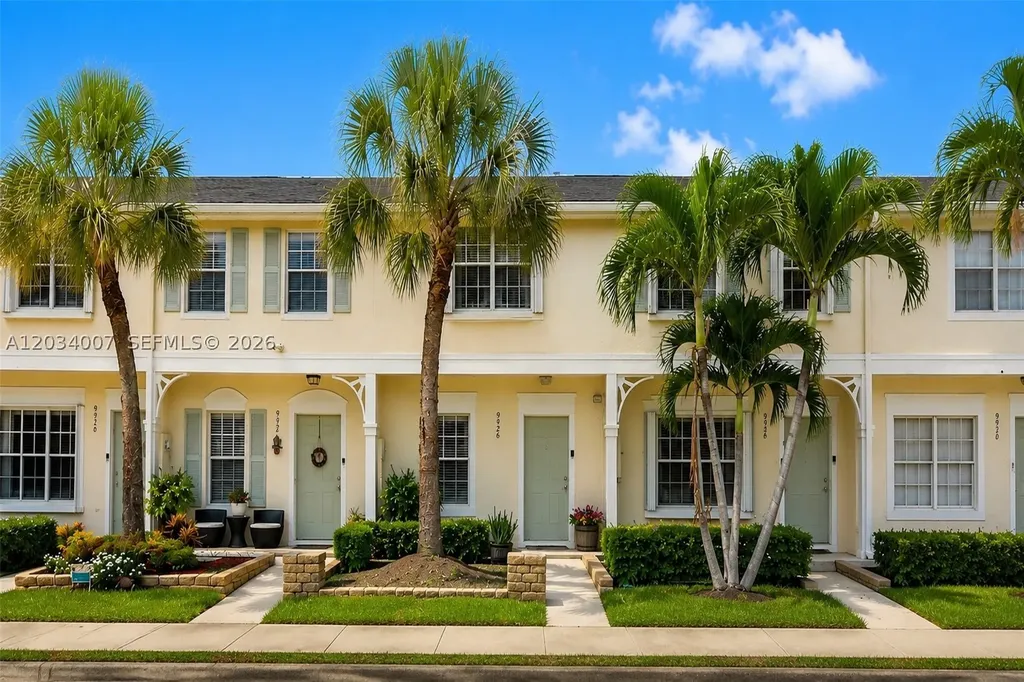 9928 NW 57th Manor Coral Springs FL 33076