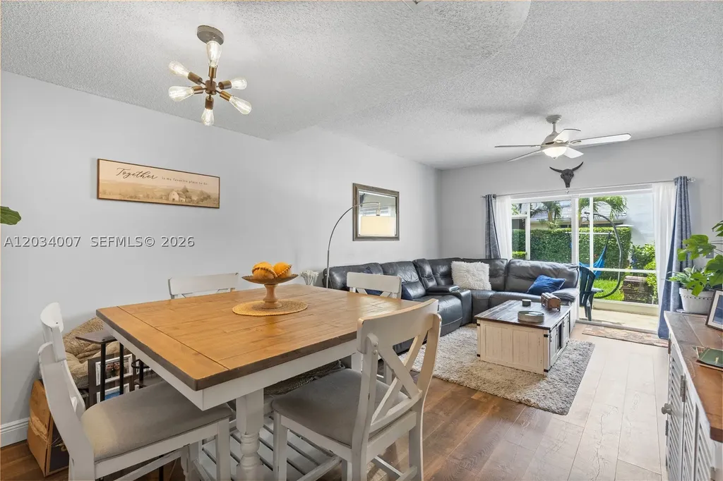 9928 NW 57th Manor Coral Springs FL 33076