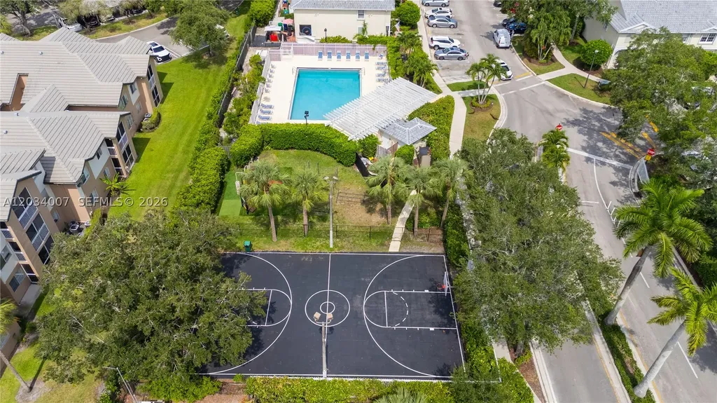 9928 NW 57th Manor Coral Springs FL 33076