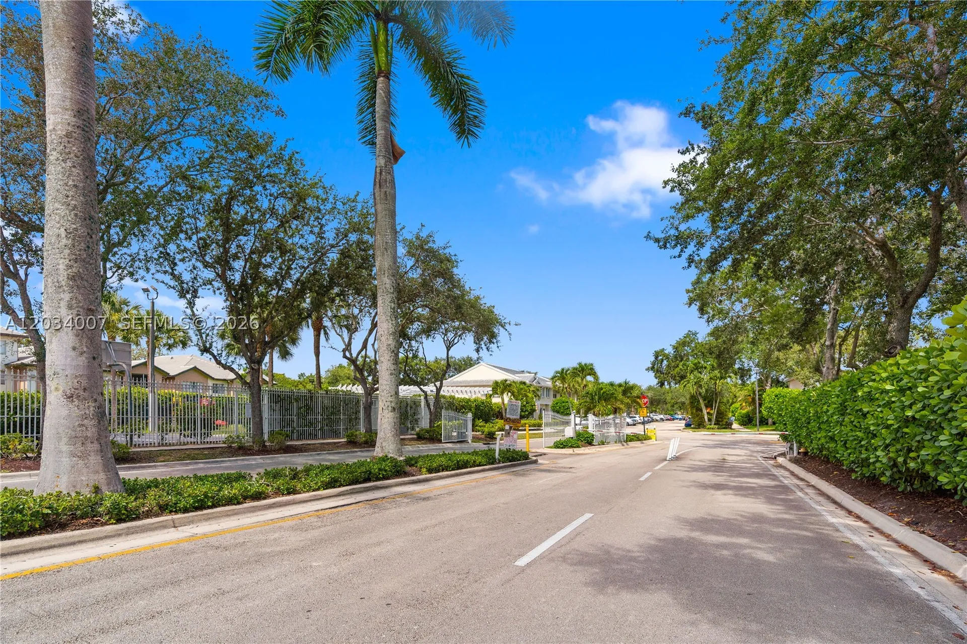 9928 NW 57th Manor Coral Springs FL 33076