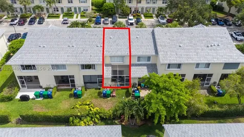 9928 NW 57th Manor Coral Springs FL 33076