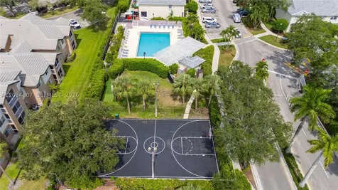 9928 NW 57th Manor Coral Springs FL 33076