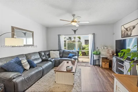 9928 NW 57th Manor Coral Springs FL 33076