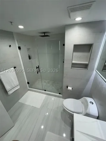 31 SE 5th Street Miami FL 33131