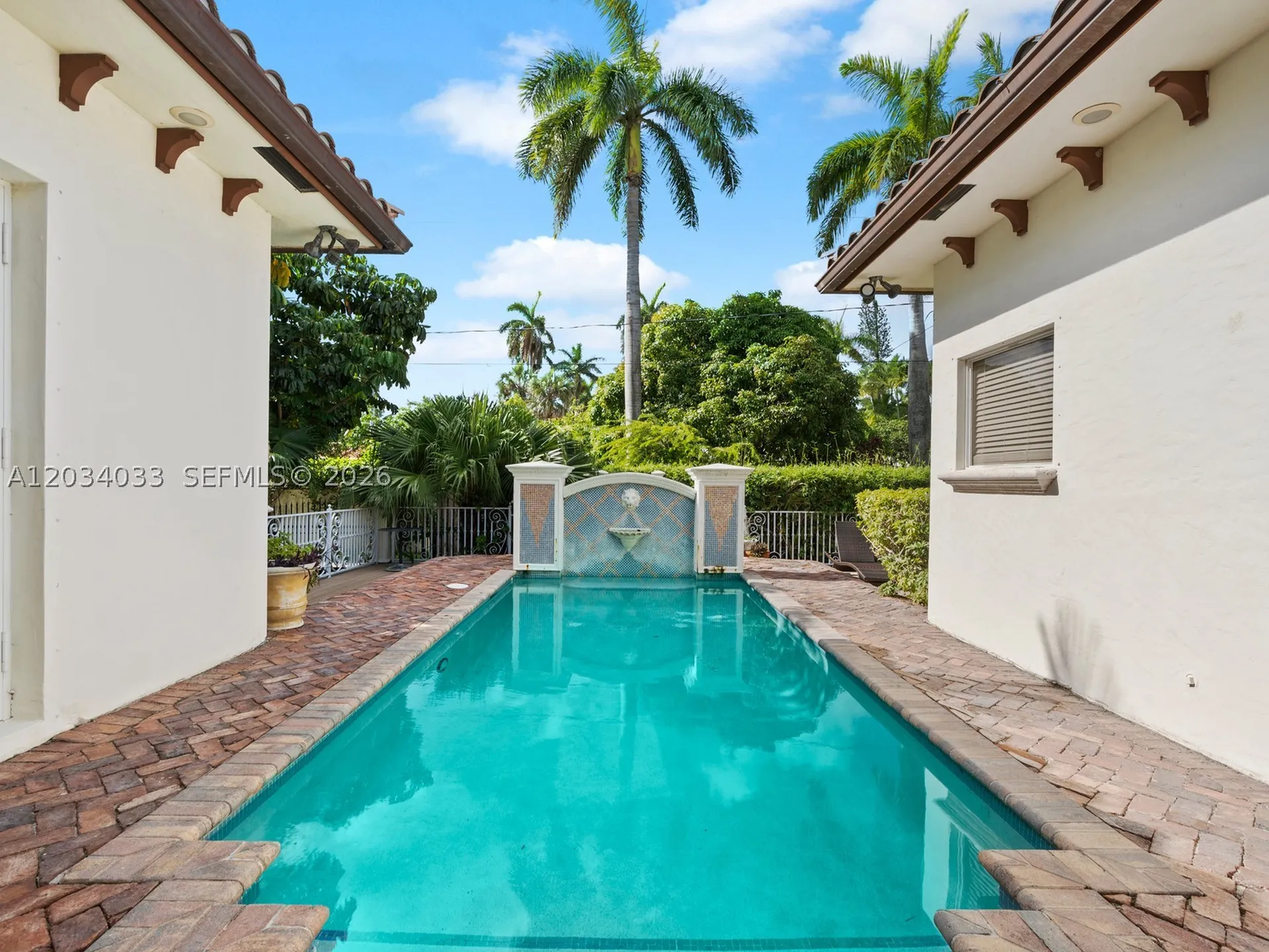 1223 Jackson Street Hollywood FL 33019