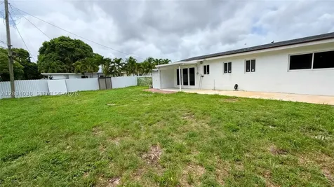 3400 NW 173rd Terrace Miami Gardens FL 33056