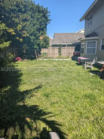 950 SW 95th Terrace Pembroke Pines FL 33025