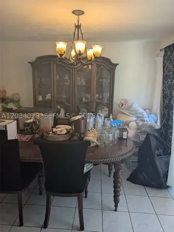 950 SW 95th Terrace Pembroke Pines FL 33025