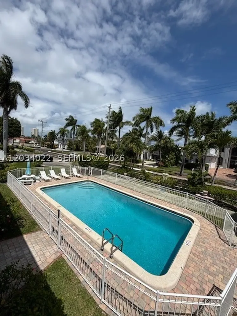 500 Layne Boulevard Hallandale Beach FL 33009