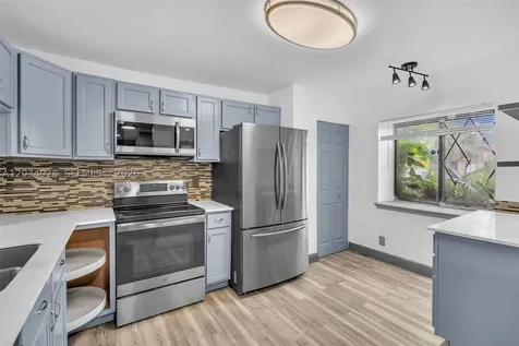 4430 NW 92nd Way Sunrise FL 33351