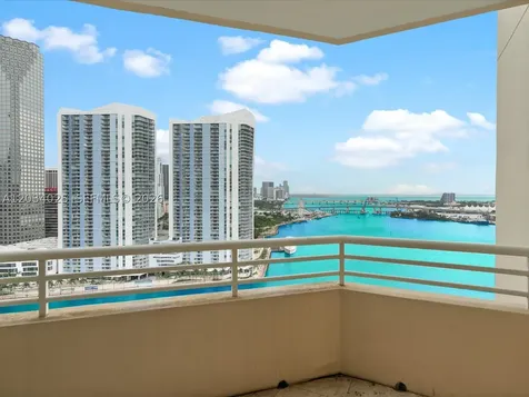 888 Brickell Key Miami FL 33131