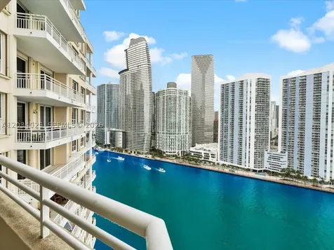 888 Brickell Key Miami FL 33131
