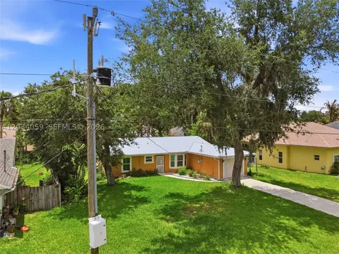 2350 SW Vardon Street Port St. Lucie FL 34953