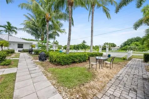 2502 Tamarind Drive Fort Pierce FL 34949