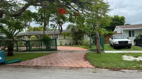6081 SW 109th Court Miami FL 33173