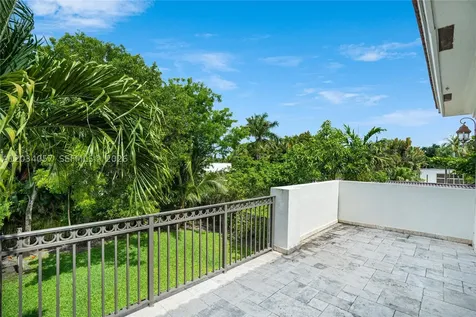 8919 NE 10th Avenue Miami FL 33138