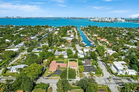 8919 NE 10th Avenue Miami FL 33138