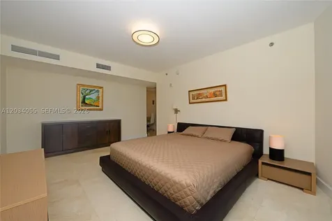 17201 Collins Avenue Sunny Isles Beach FL 33160