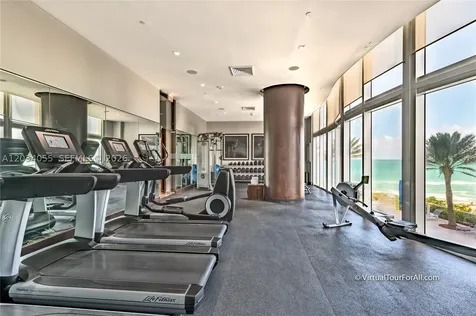 17201 Collins Avenue Sunny Isles Beach FL 33160