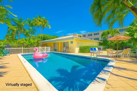 3217 NE 7th Place Pompano Beach FL 33062
