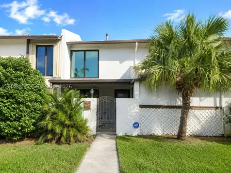 6521 SW 114th Avenue Miami FL 33173