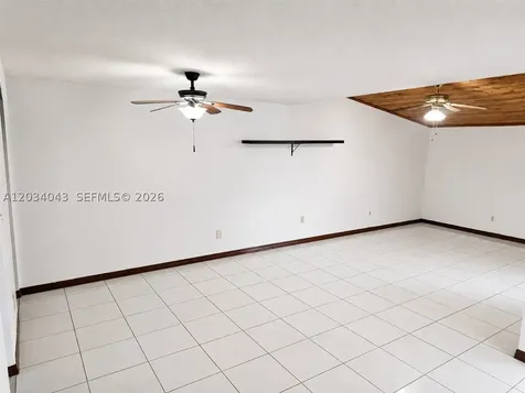 6521 SW 114th Avenue Miami FL 33173