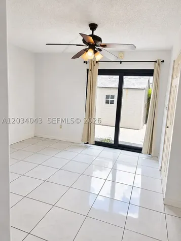 6521 SW 114th Avenue Miami FL 33173