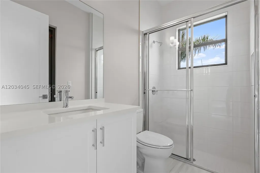 9523 Royal Woods Manor Boca Raton FL 33434