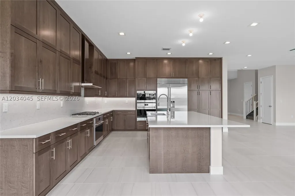 9523 Royal Woods Manor Boca Raton FL 33434