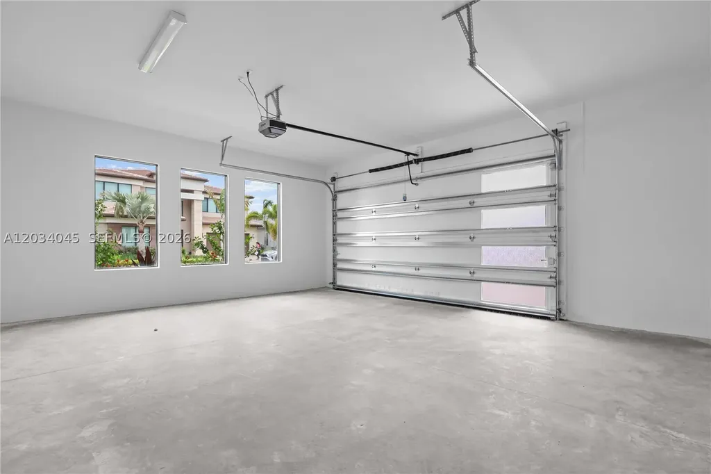 9523 Royal Woods Manor Boca Raton FL 33434
