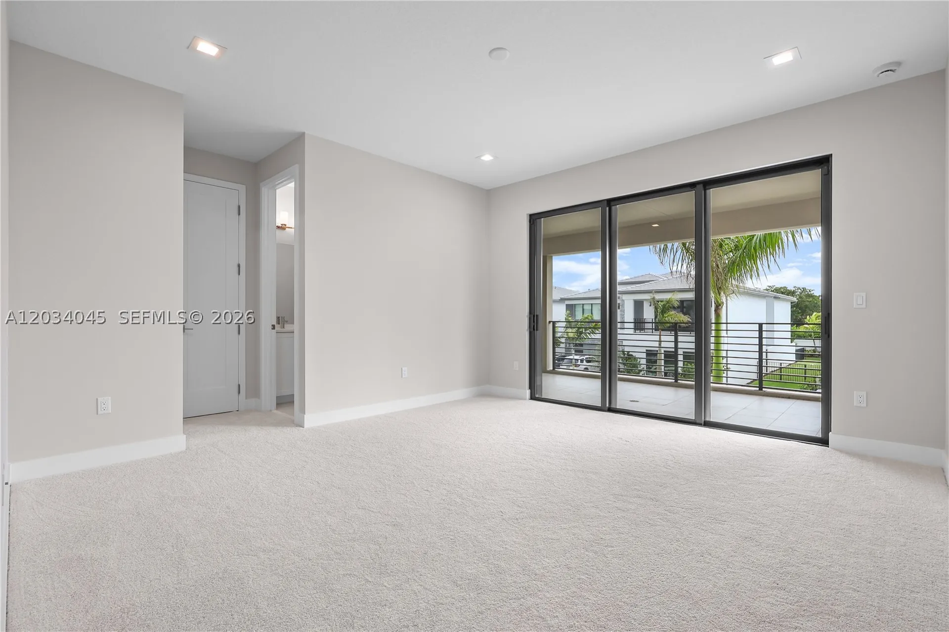 9523 Royal Woods Manor Boca Raton FL 33434