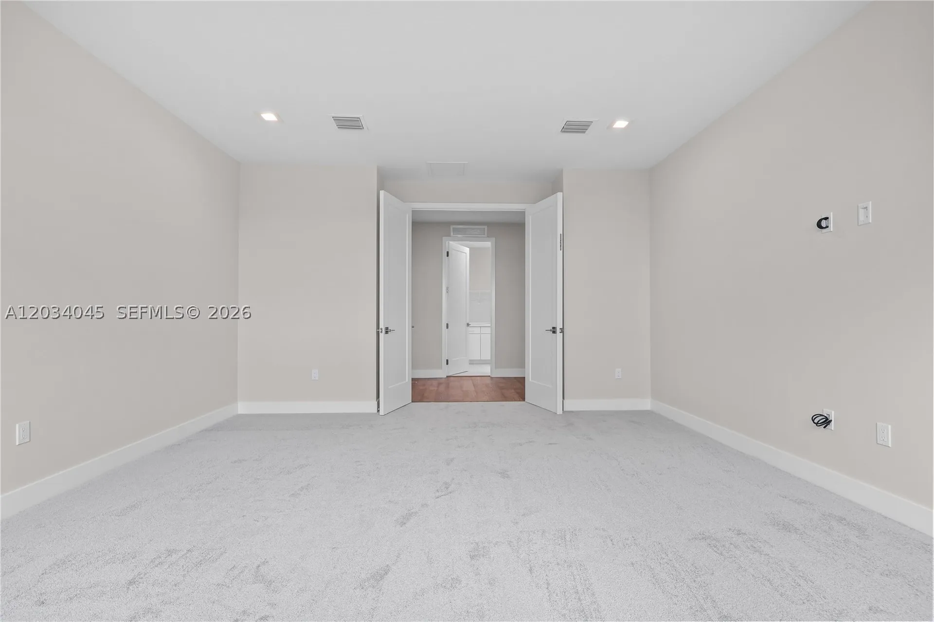 9523 Royal Woods Manor Boca Raton FL 33434