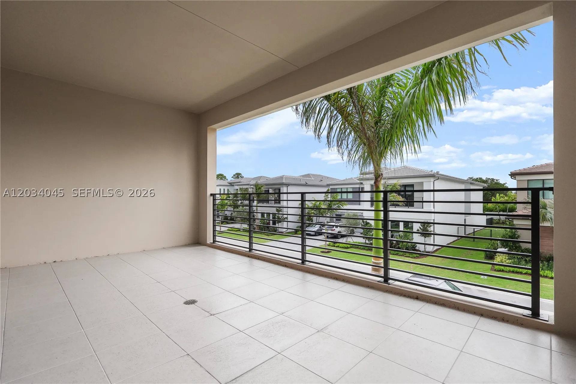 9523 Royal Woods Manor Boca Raton FL 33434