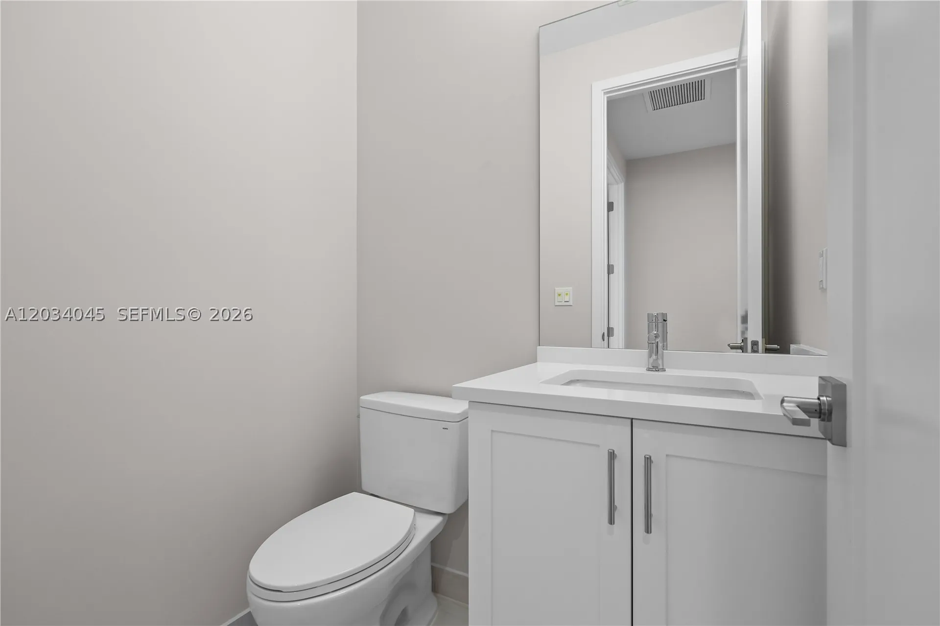 9523 Royal Woods Manor Boca Raton FL 33434