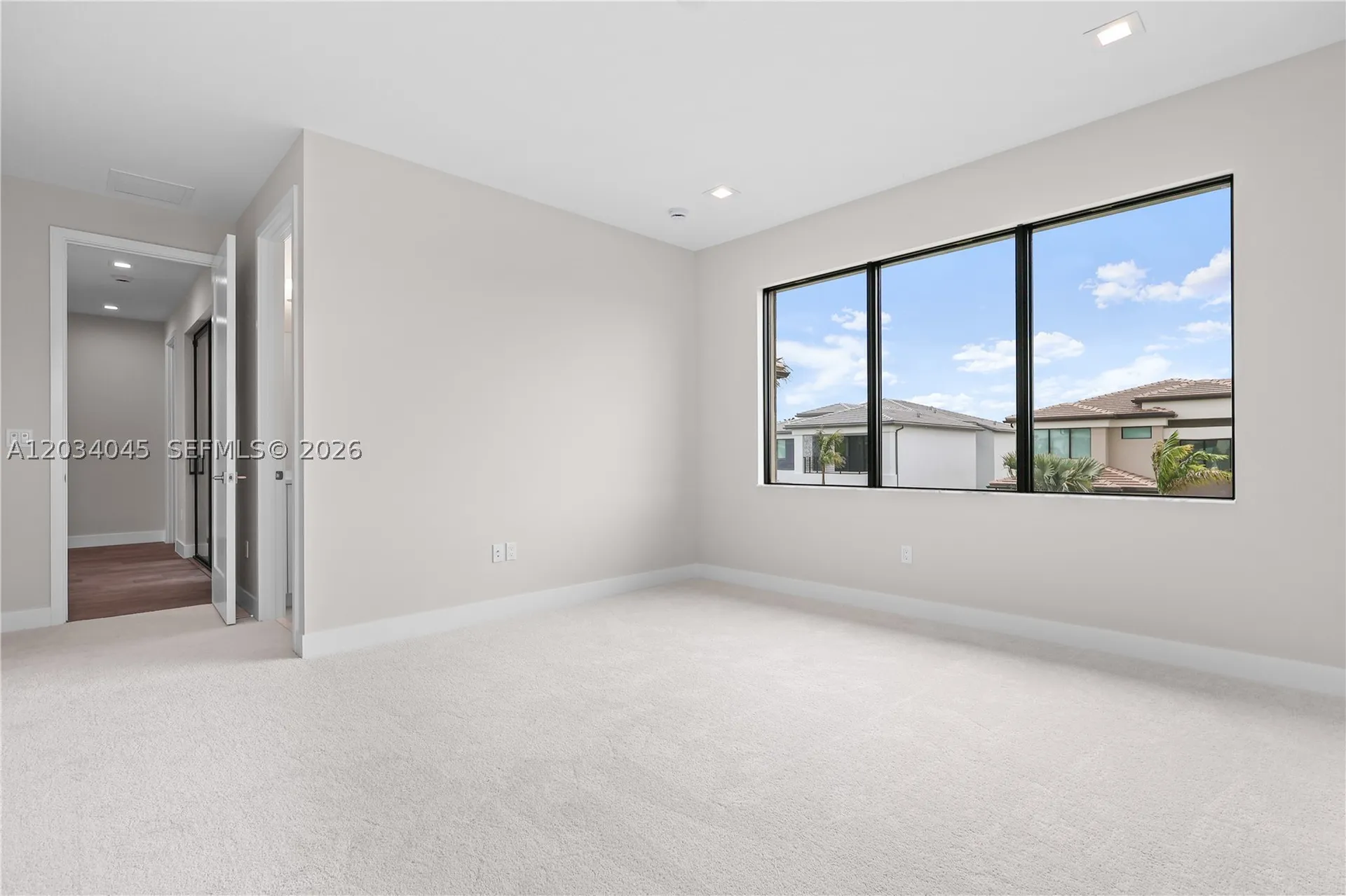 9523 Royal Woods Manor Boca Raton FL 33434