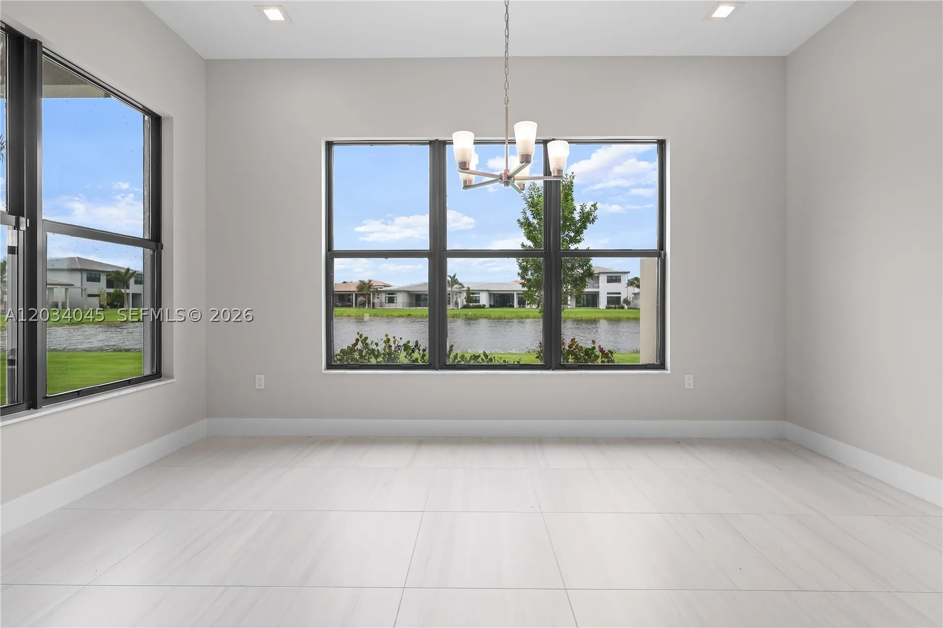 9523 Royal Woods Manor Boca Raton FL 33434