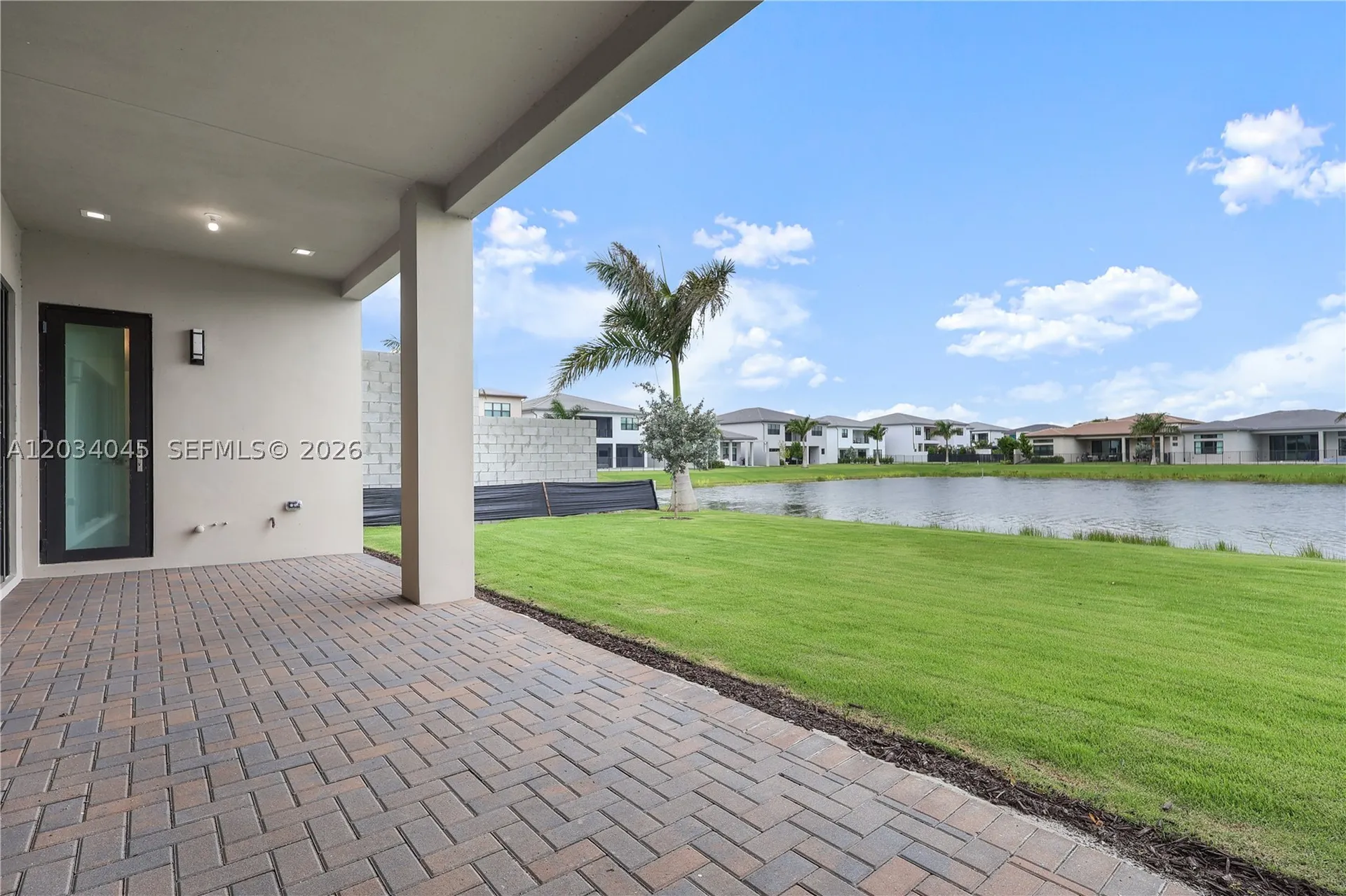 9523 Royal Woods Manor Boca Raton FL 33434