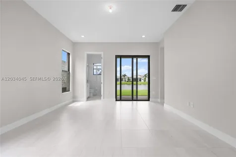 9523 Royal Woods Manor Boca Raton FL 33434