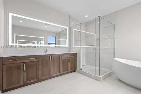 9523 Royal Woods Manor Boca Raton FL 33434