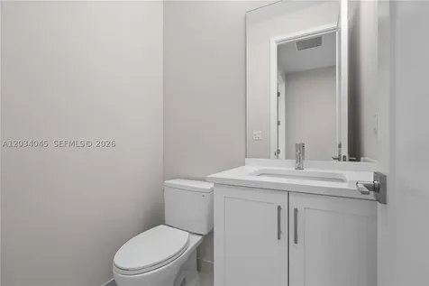9523 Royal Woods Manor Boca Raton FL 33434