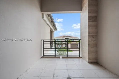 9523 Royal Woods Manor Boca Raton FL 33434