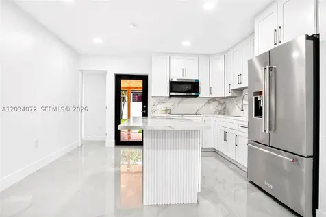 9290 NW 32nd Ct Road Miami FL 33147