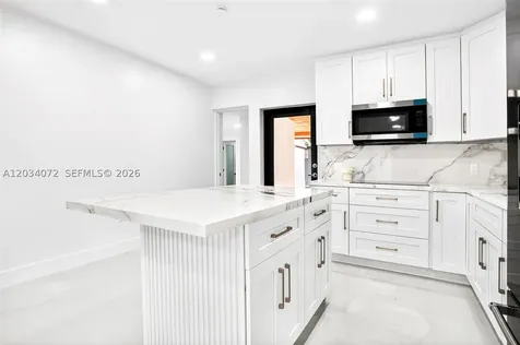 9290 NW 32nd Ct Road Miami FL 33147