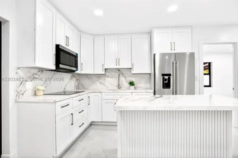 9290 NW 32nd Ct Road Miami FL 33147