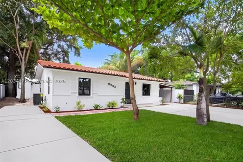 9290 NW 32nd Ct Road Miami FL 33147
