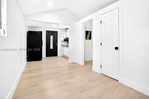 9290 NW 32nd Ct Road Miami FL 33147
