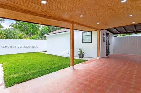 9290 NW 32nd Ct Road Miami FL 33147