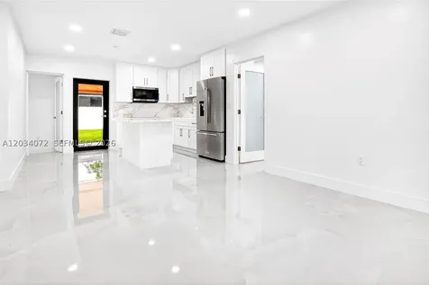 9290 NW 32nd Ct Road Miami FL 33147